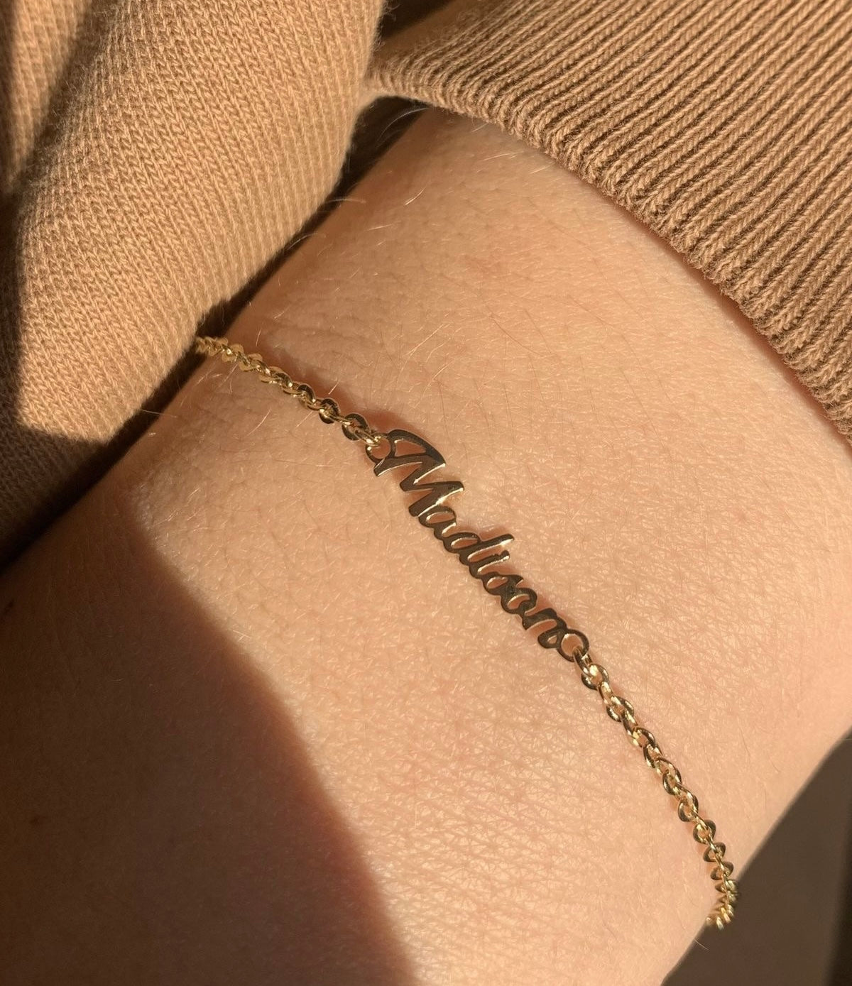 Custom Name Bracelet – Minimal Gold Personalized