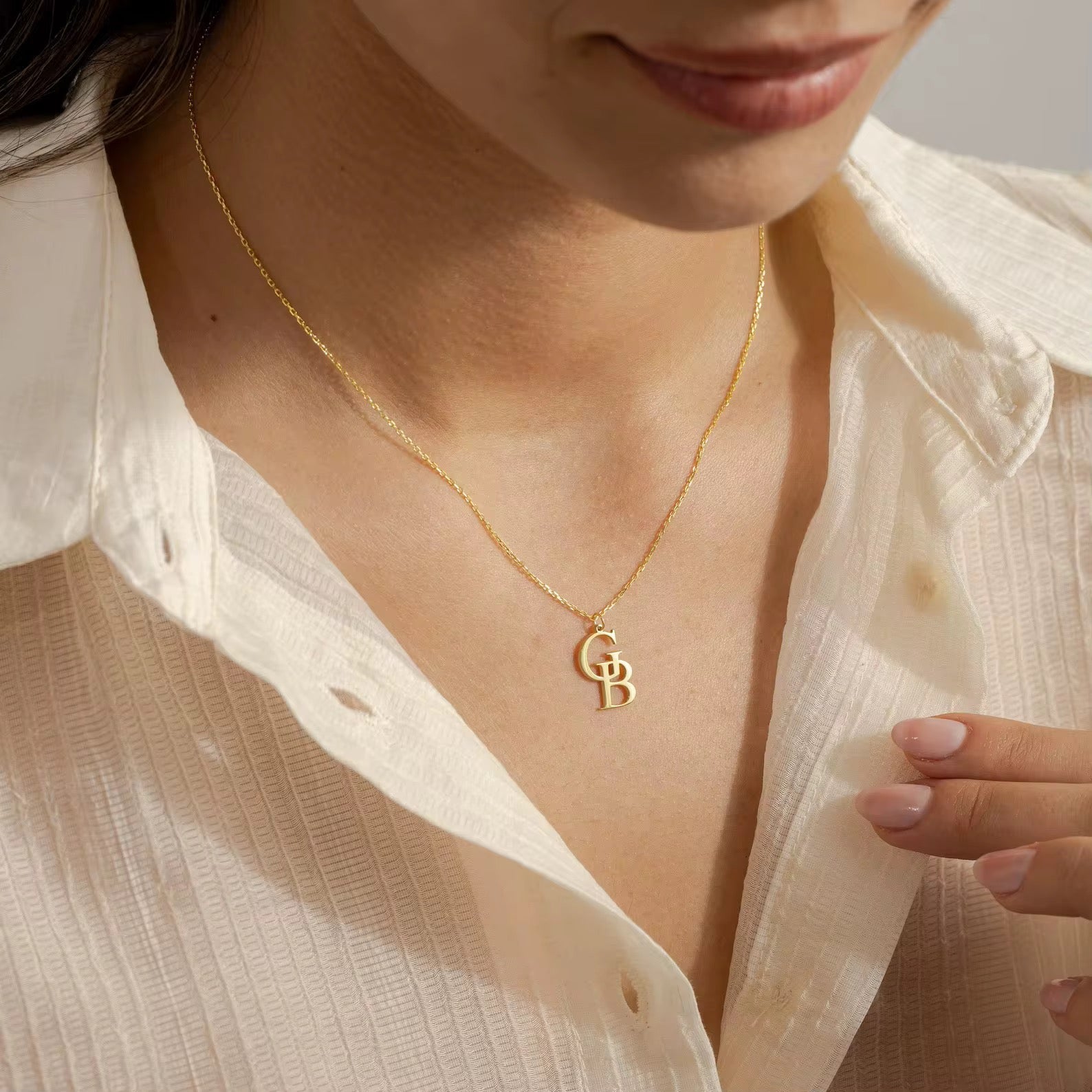 Sci jewel- gold initial necklace