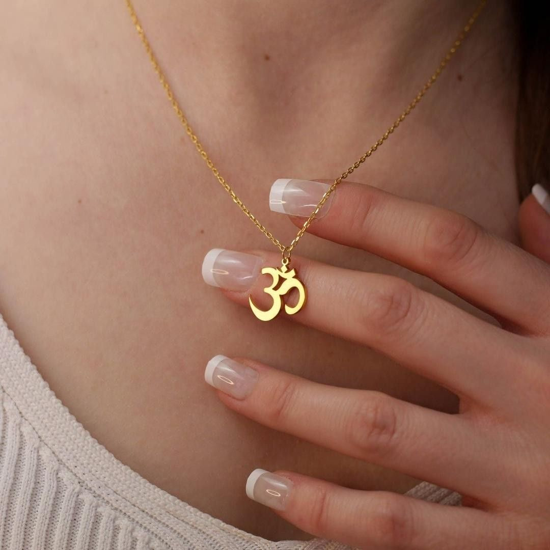 Om Symbol Gold Pendant Necklace | Spiritual Hindu Om Jewelry